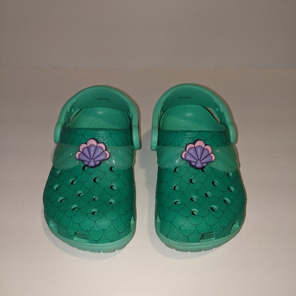 Crocs Toddler Ariel Kids' Disney Clog - Picture 4 of 7